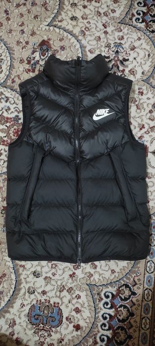 Безрукавка nike оригинал