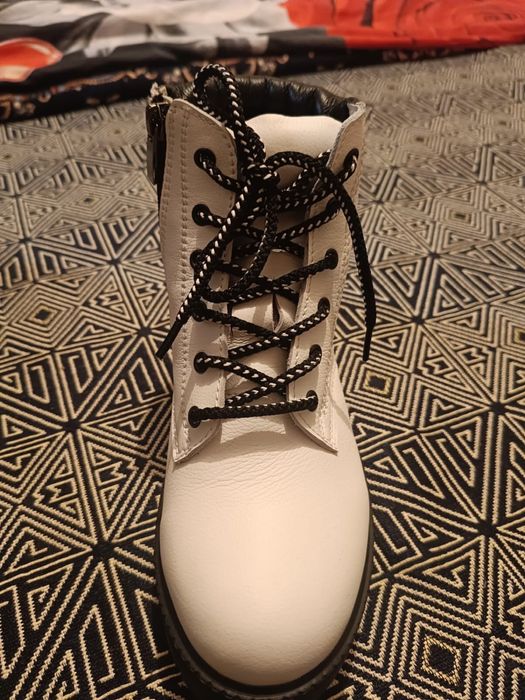 Зимние ботинки для девочки