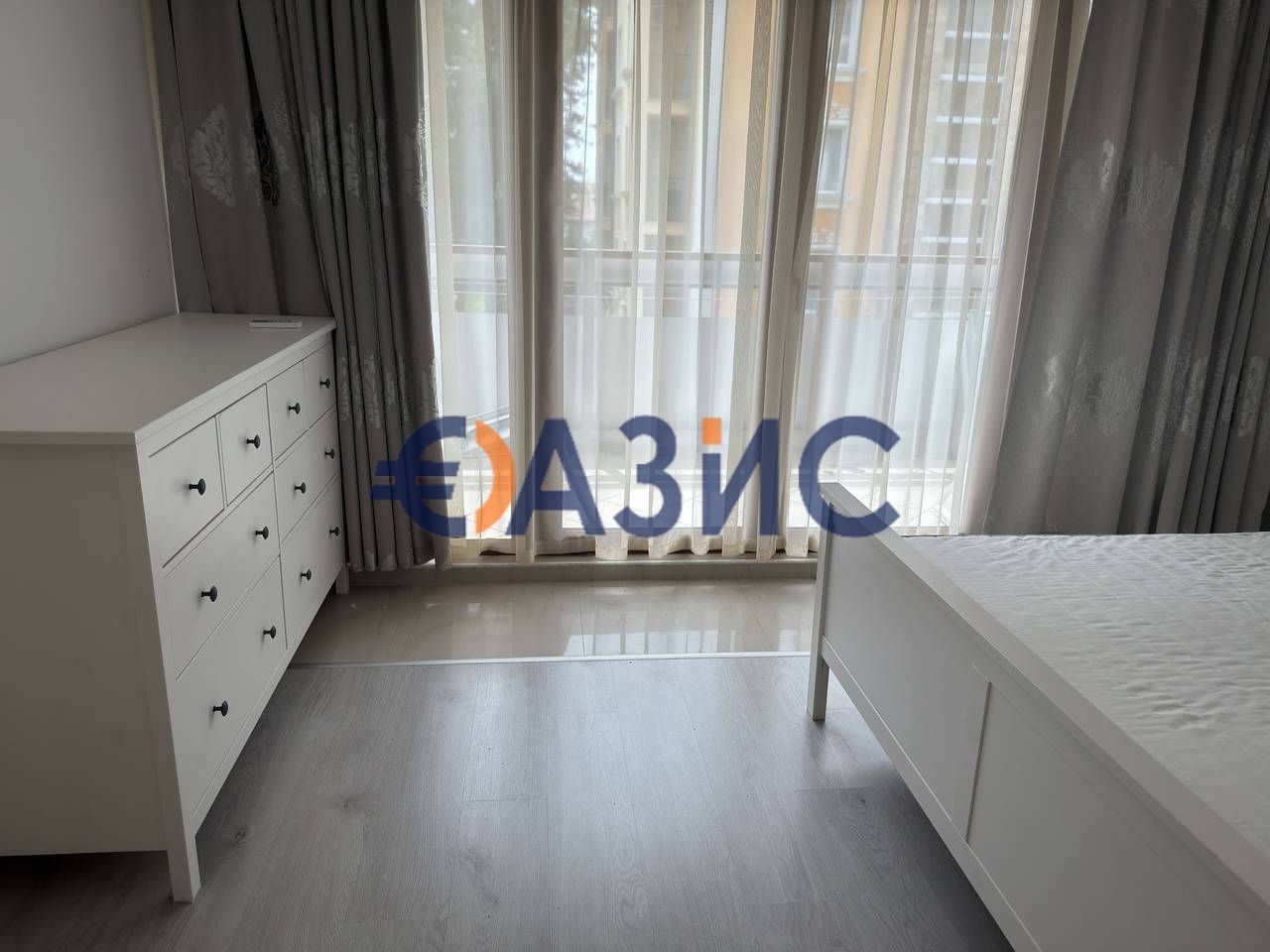 Продава се Двустаен апартамент в к.к. Слънчев бряг - 74 кв.м за 1061 €/кв.м - Снимка #6