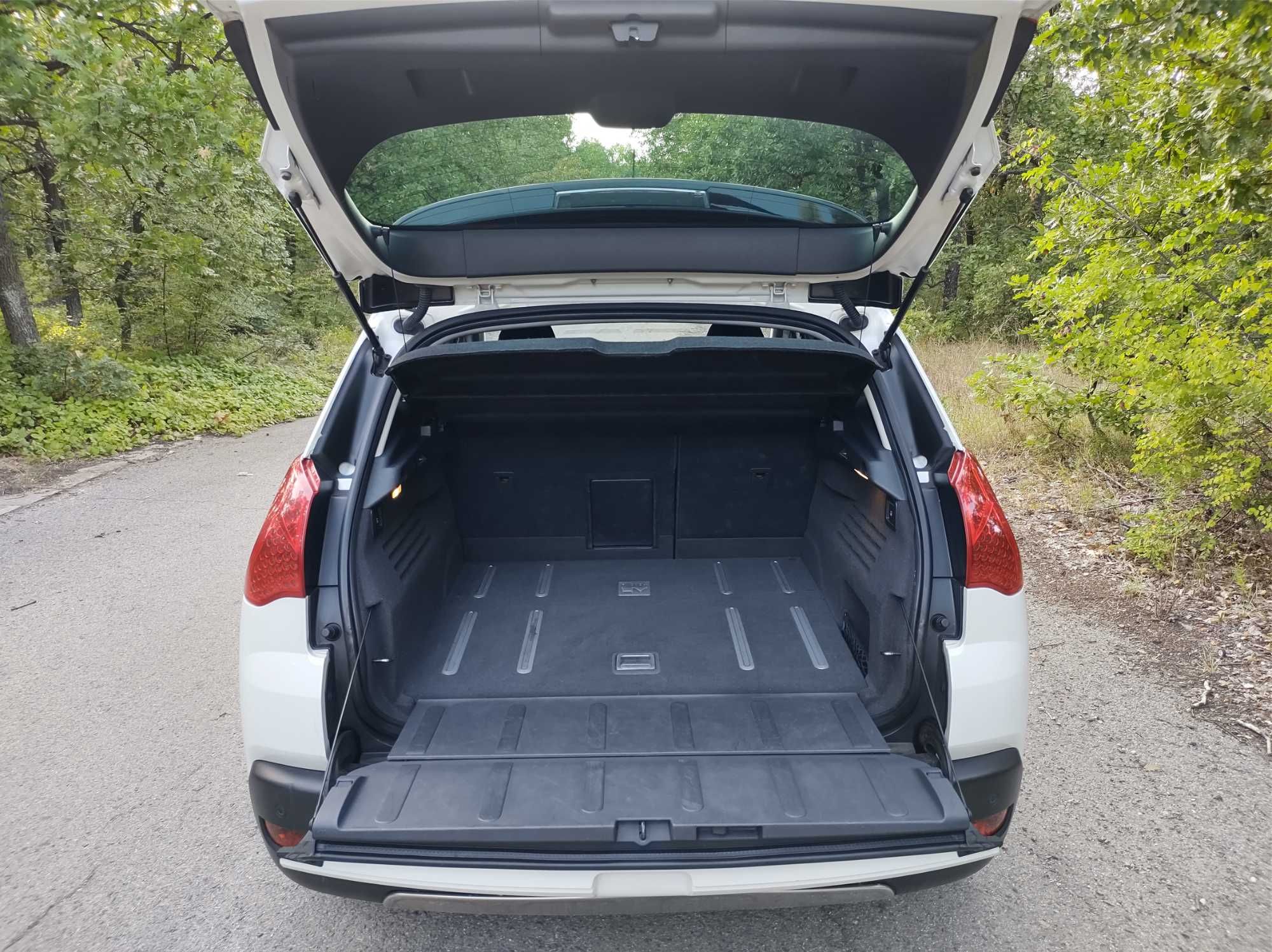 Peugeot 3008 HYBRID 4