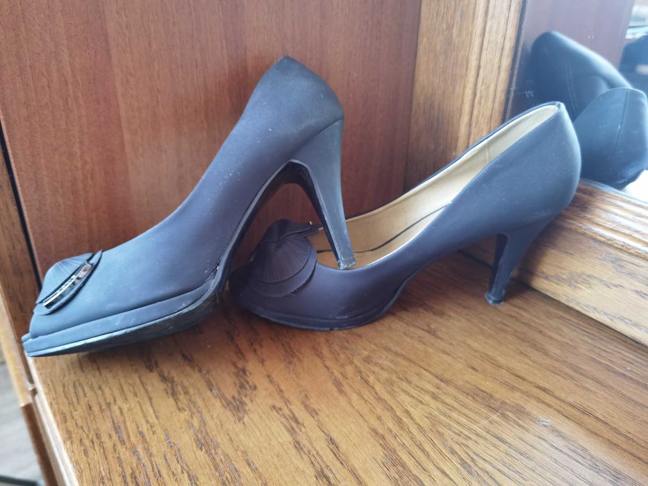 Дамски обувки номер 38