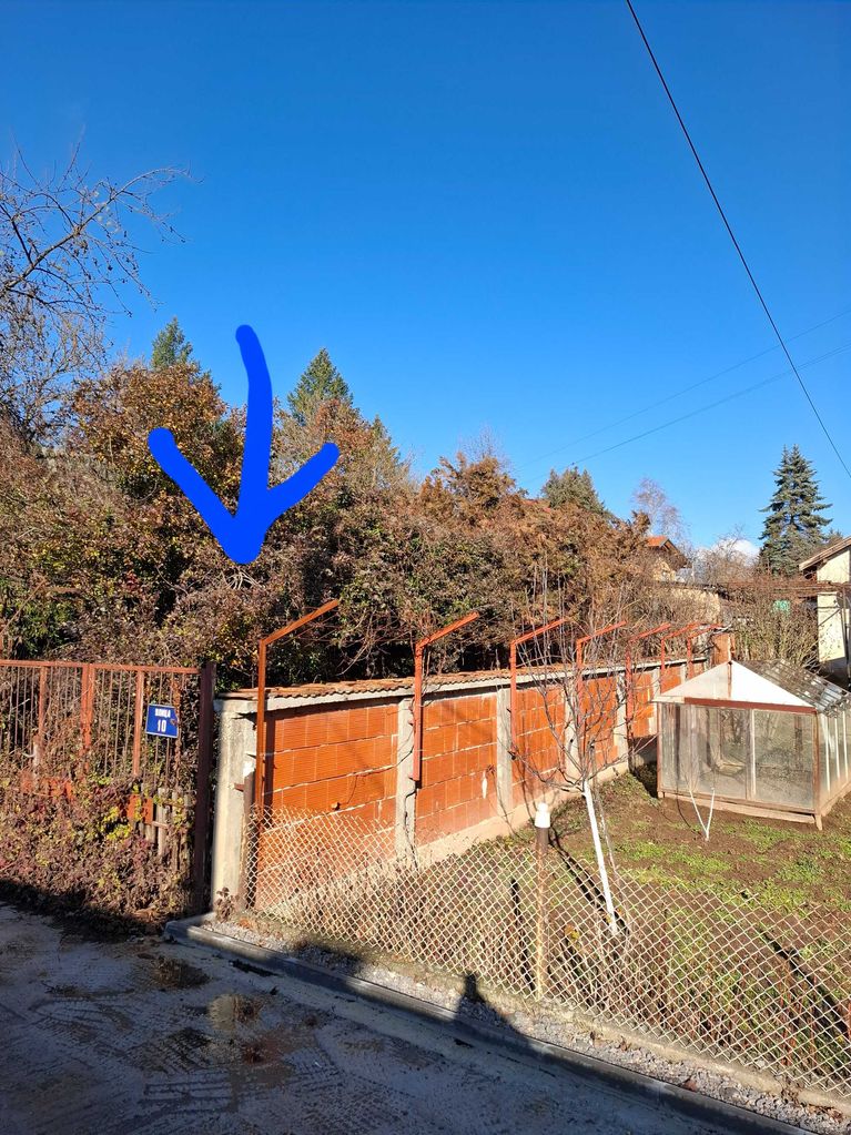 Продава се Парцел в Своге - 800 кв.м за 63 €/кв.м - Снимка #2