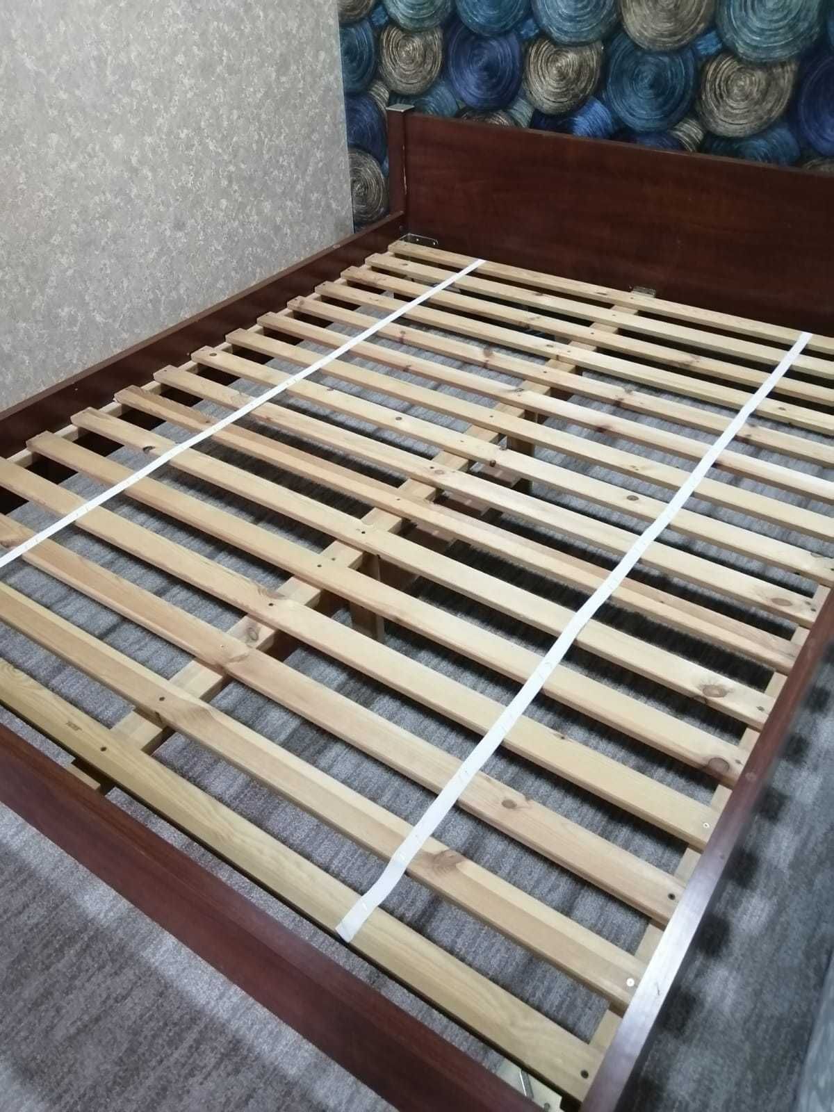 Продам кровать двуспальную Б/У, размер 200х160 без матраса