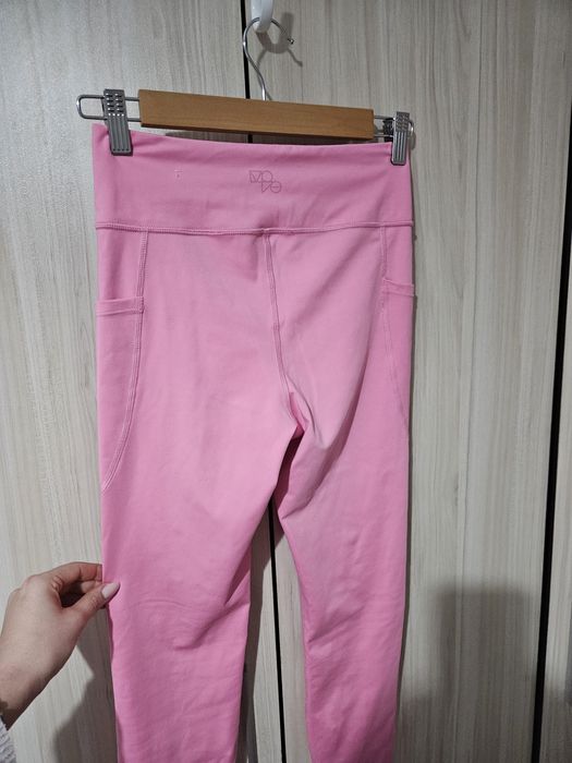 Клин H&M в красиво розово