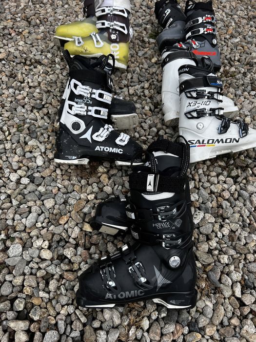 Clapari schi Atomic Salomon Nordica Rossignol 24-24,5