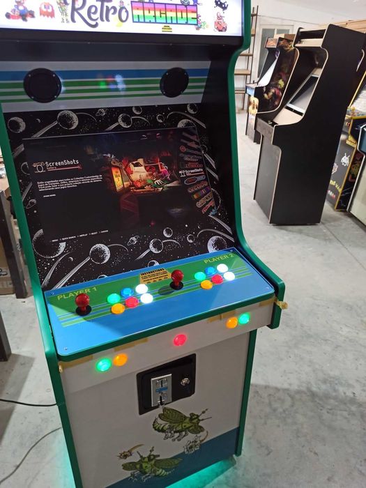 Cabinet Arcade (peste 10.000 jocuri) cu mecanism monede