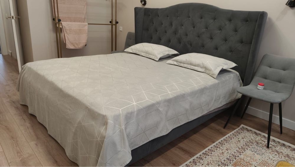 Екі адамдық Спальный кроват сатылады