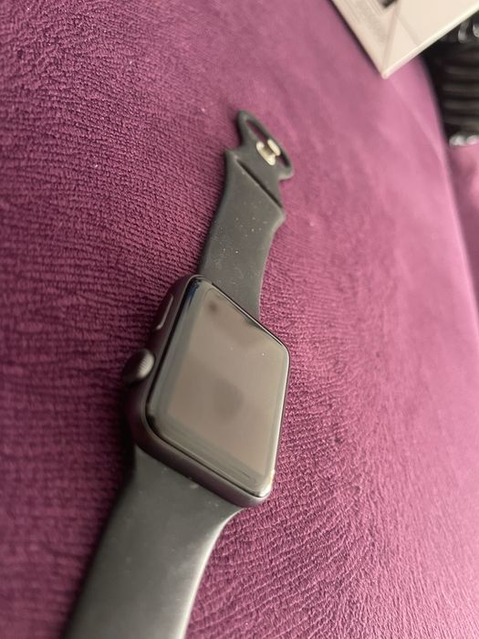 Vand aple watch se 2 in perfecta stare