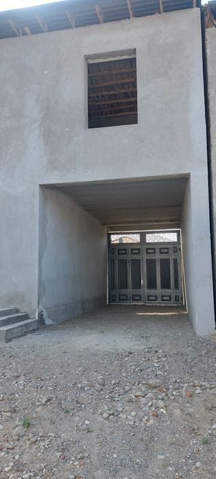 4 sotixli haytek fason uy sotiladi