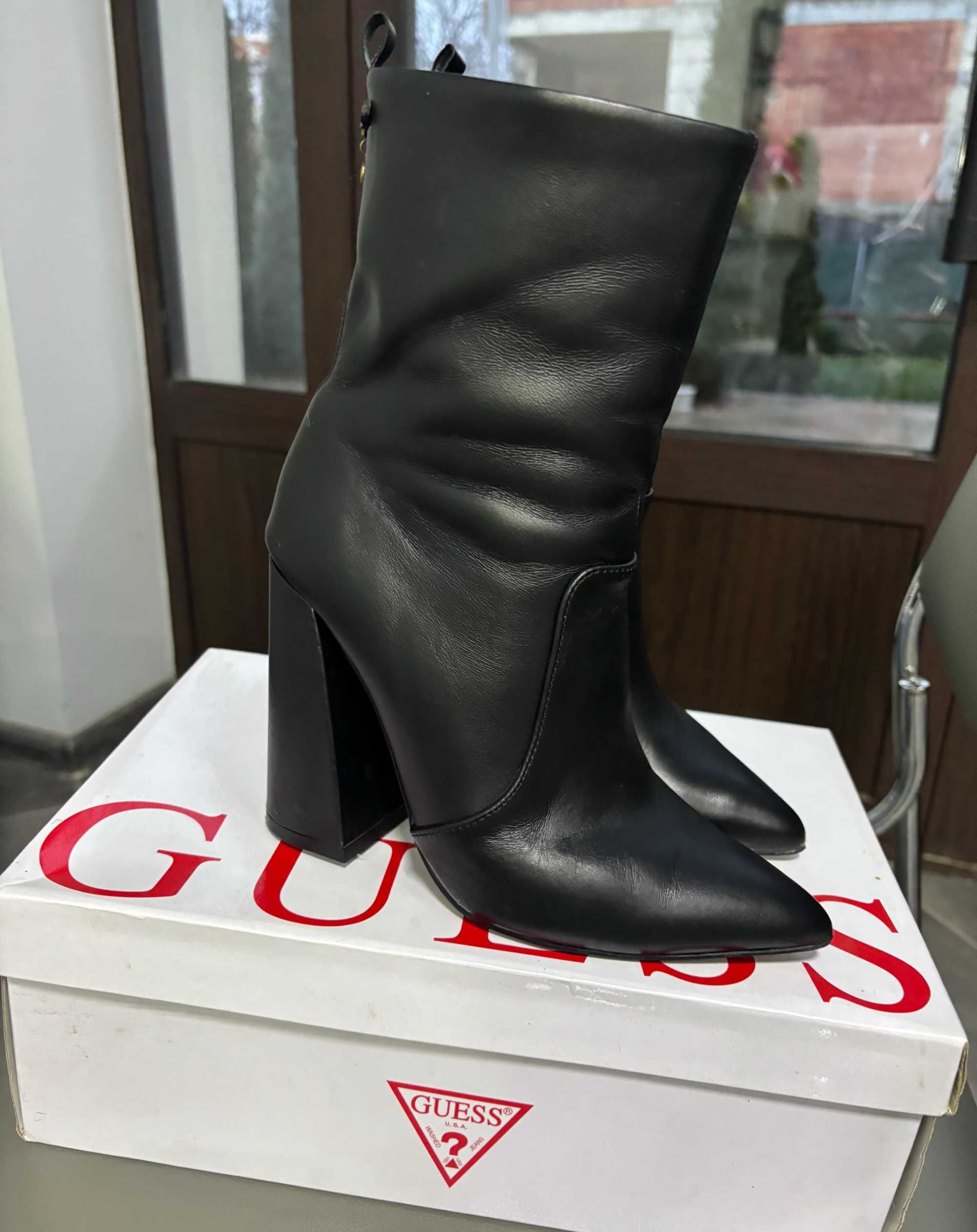 Дамски боти Guess
