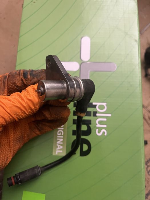 АБС/ABS датчик Мерцедес/Mercedes W129 SL