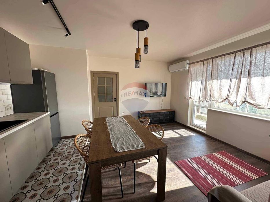 Дава се под наем Двустаен апартамент в Варна, м-т Пчелина - 65 кв.м за 459 € - Снимка #1