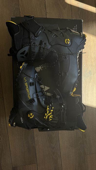Ски туринг обувки La Sportiva Vega Man 89B