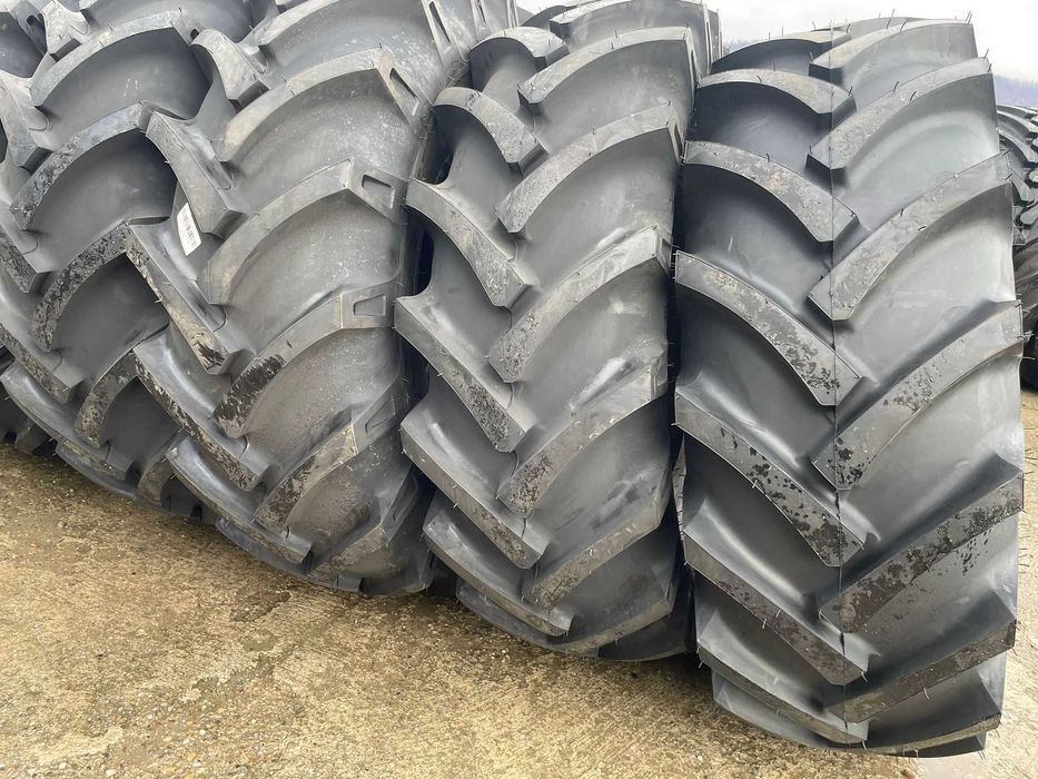 18.4-26 Petlas Cauciucuri noi de Taf 14pliuri garantie