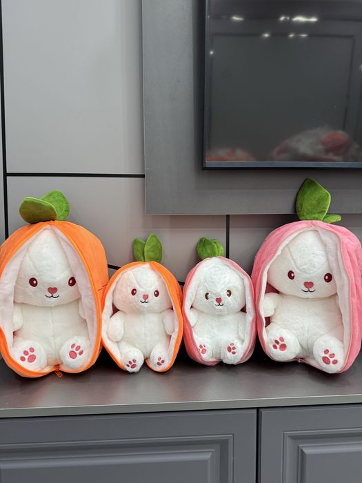 Зайчик в клубничке