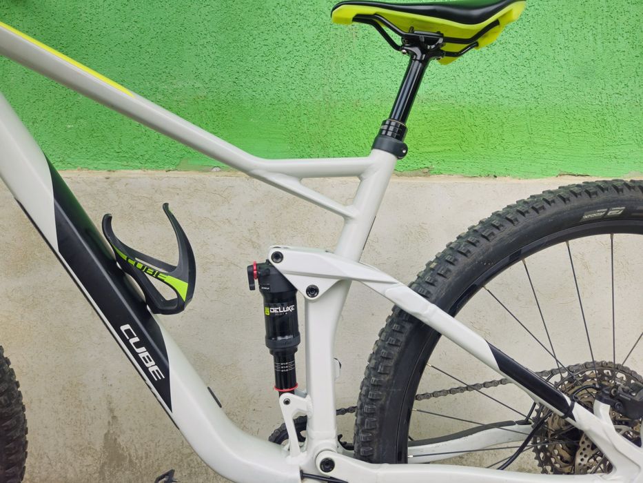 Vând Cube Stereo 120 Race