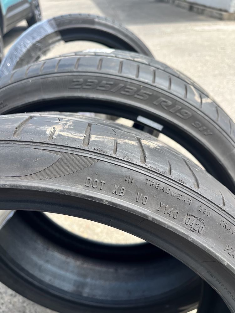 Anvelope 235 35 19 Pirelli P-Zero  Vara