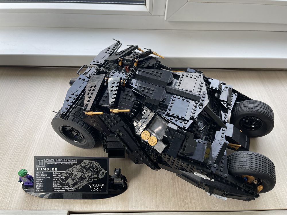 Lego UCS Batman The Tumbler 76023