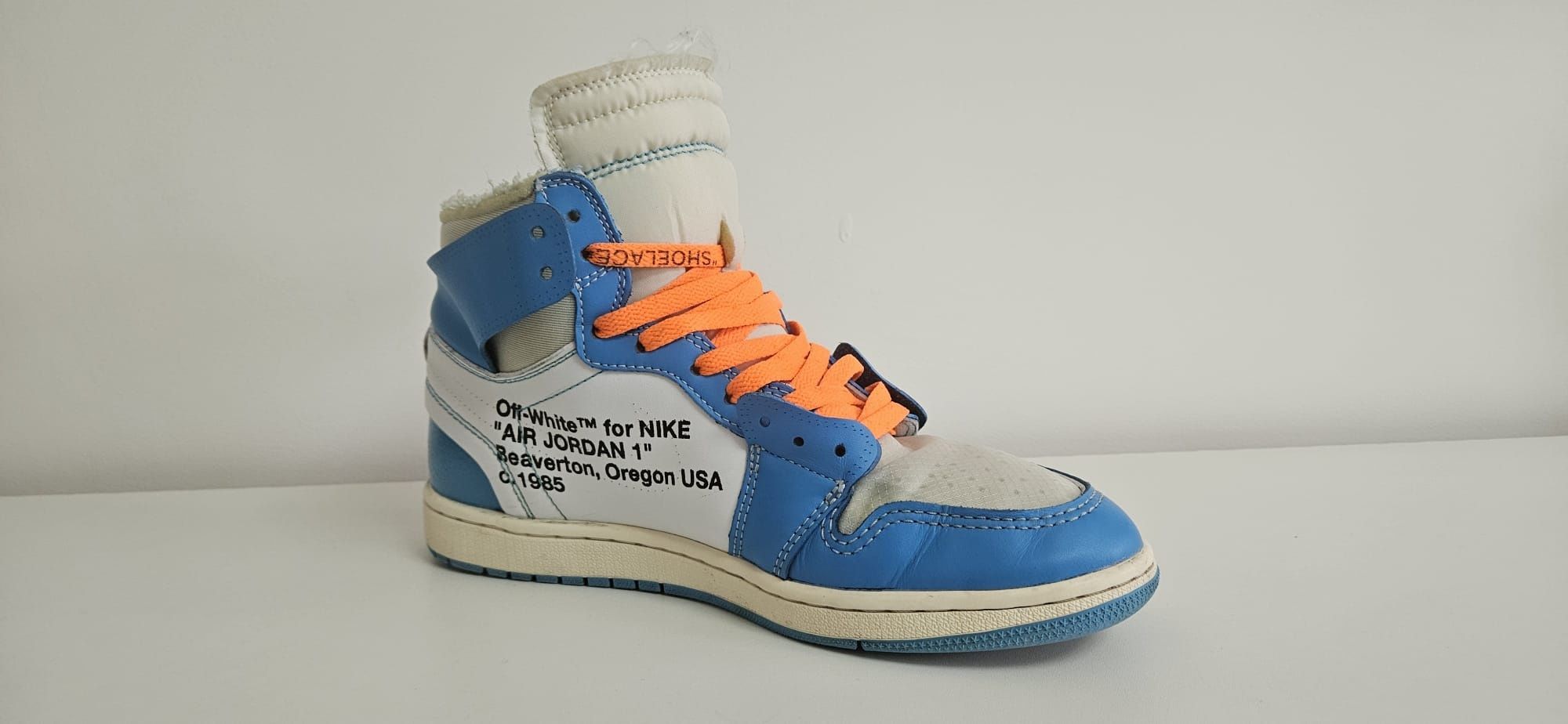Vând adidasi Jordan 1 Offwhite UNC