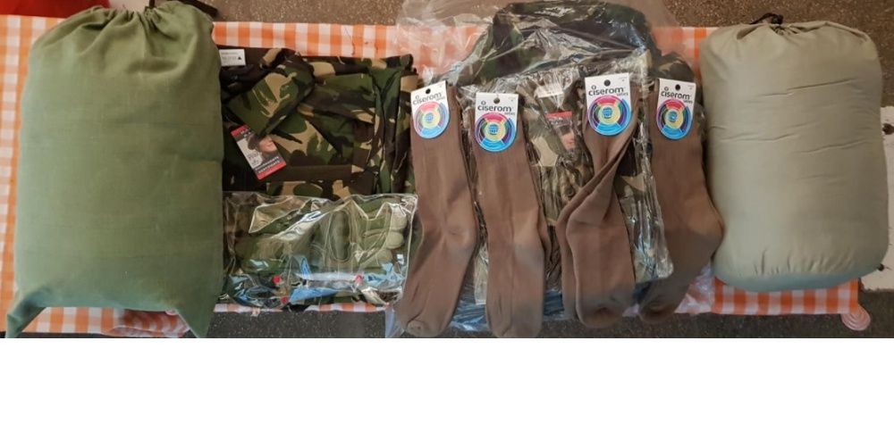 Tinuta, bocanci si accesorii militare!