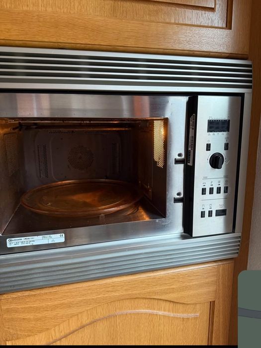 Кухня изработена от дъб