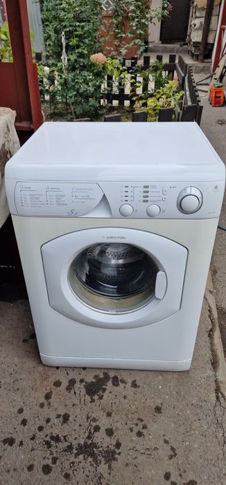 Стиральная машина Ariston AVL 109 — тихая, надёжная и умная помощница