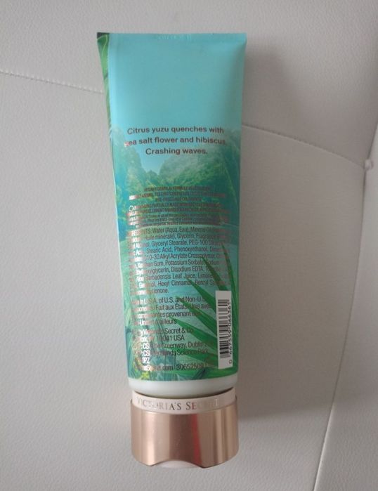 Vând crema de corp parfumata de la Victoria Secret,noua ,sigilata, ori