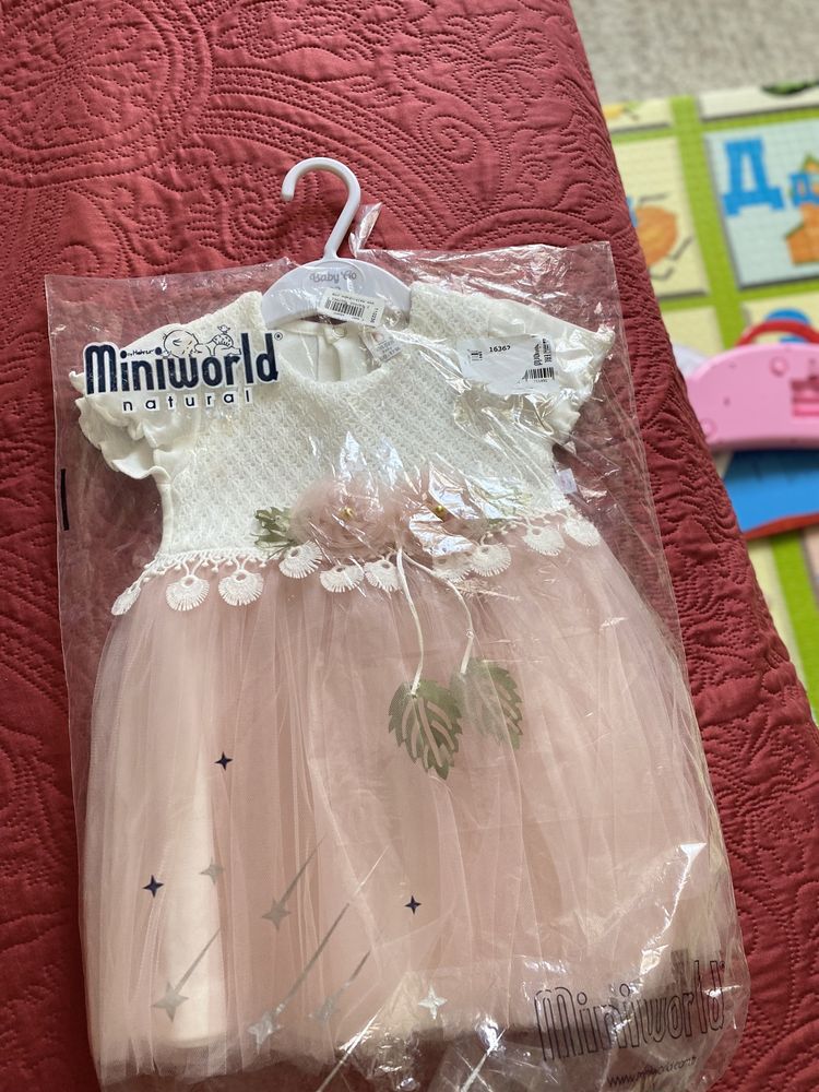 Продам новые детские платья