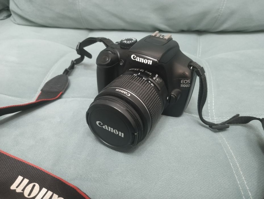 Фотоаппарат Canon EOS 1100D