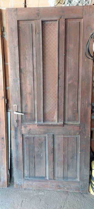 2 броя Чамови врати масивни