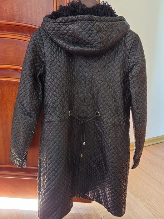 Распродажа зимних пуховиков, размеры 44_46, в хорошем состоянии.