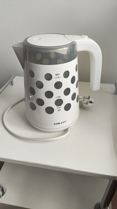 Продам электрический чайник