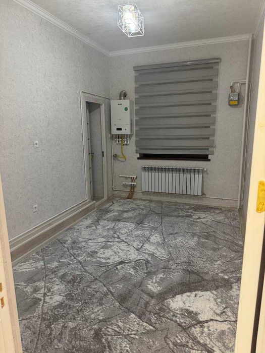 Жиззах шахрининг марказида 3 хоналик янги квартира