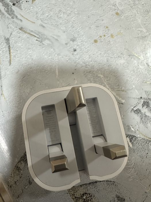 Iphene zaryadka original 100% apple galofka va kabel