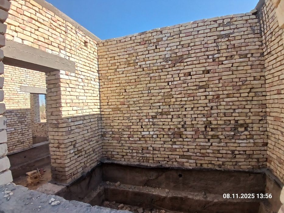 Уй сотилади (документда магазин))