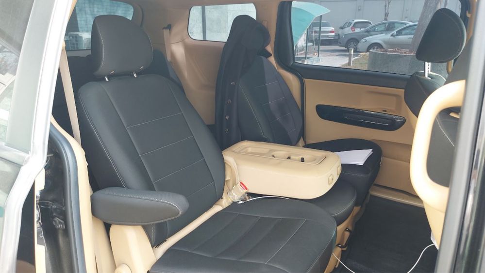 Продается kia grand carnival Dubai