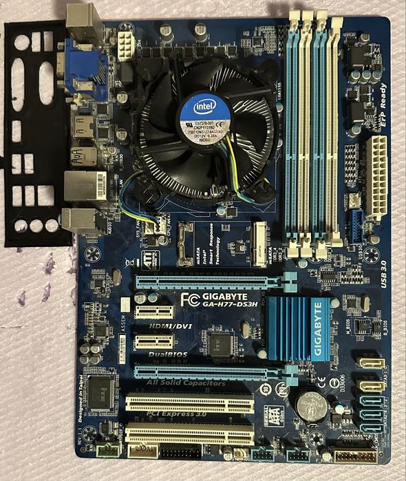 Kit Gigabyte H77-DS3H / Core i5-3570 / cooler stock Intel
