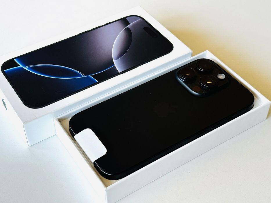 НОВ! Iphone 16 Pro 256GB Black Titanium Гаранция 1 година