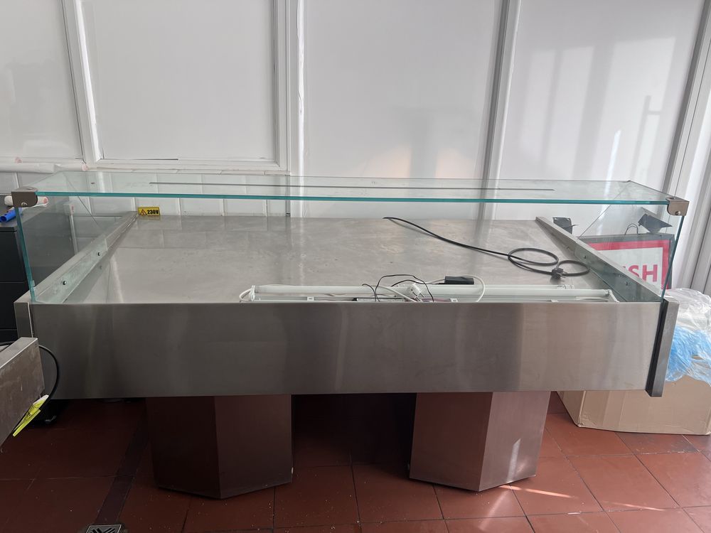 Vitrine peste Full INOX 2 m