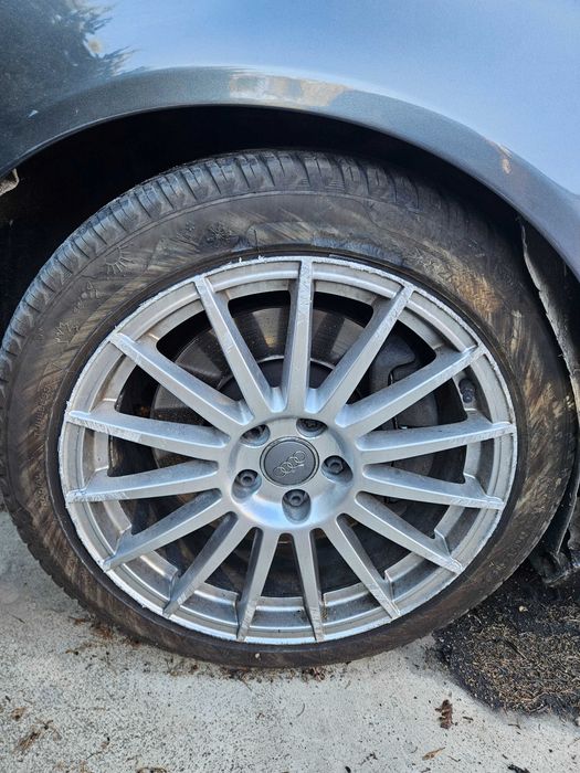 Гуми с джанти 235/45 R18