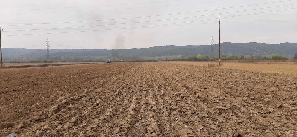 Vanzare teren extravilan Jupânești