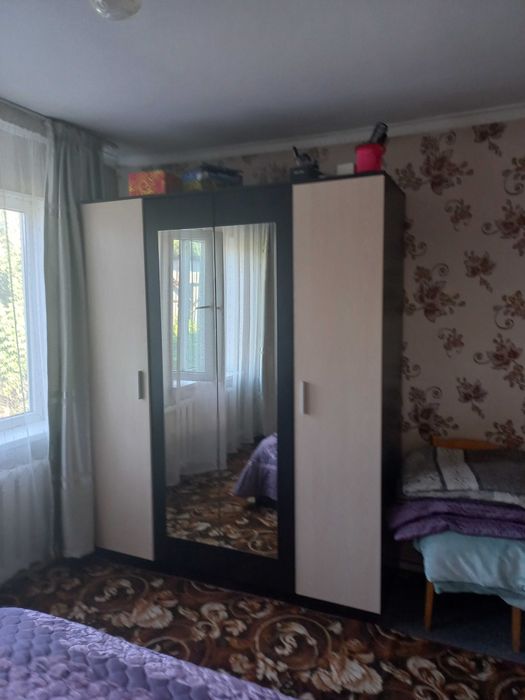 продам спальный гарнитур бу в хорошем состоянии