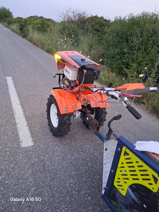 Vând motocultor Ruris 18 cm