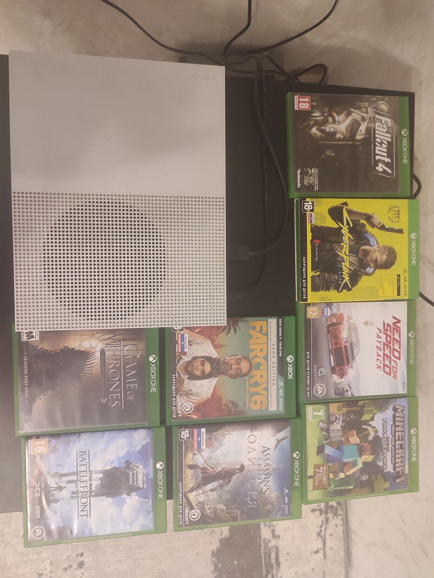 Продам Xbox one.