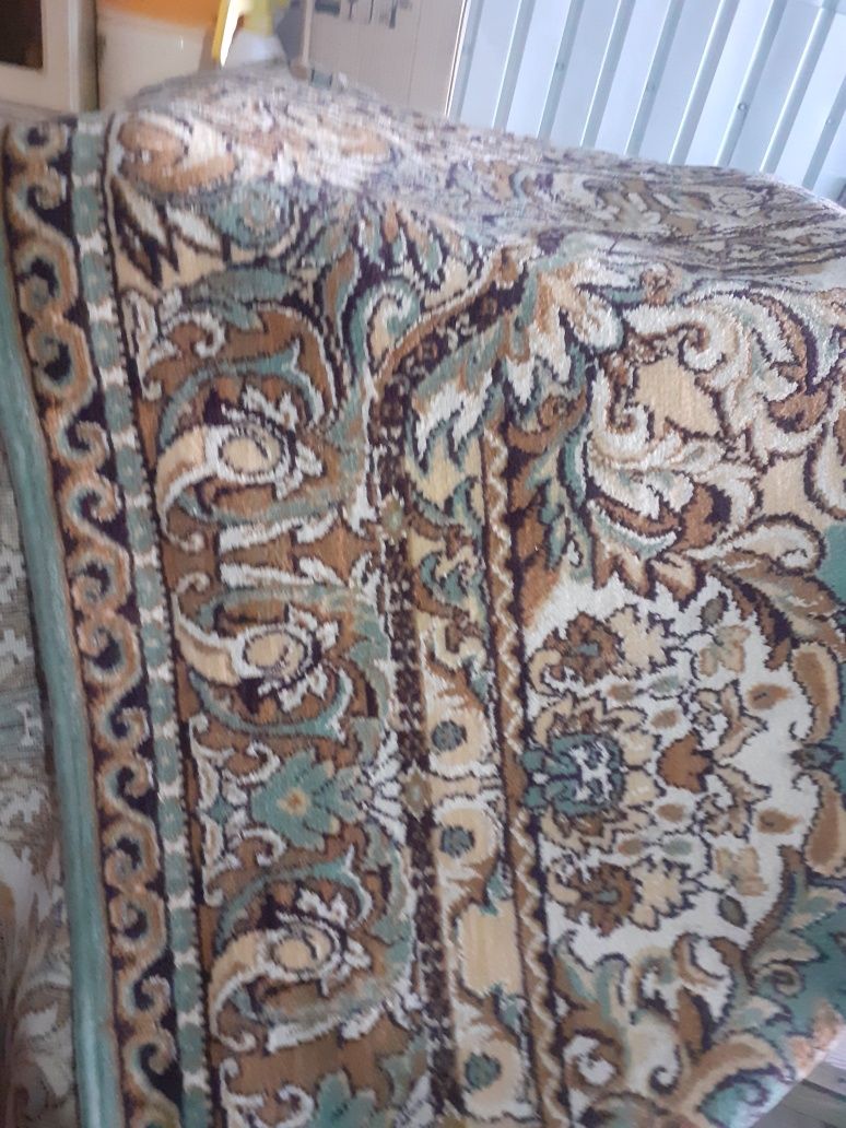 Продам ковер шерстяной