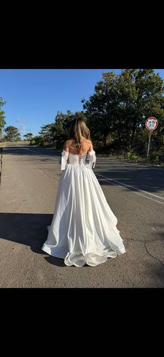 Булчинска рокля в топ състояние