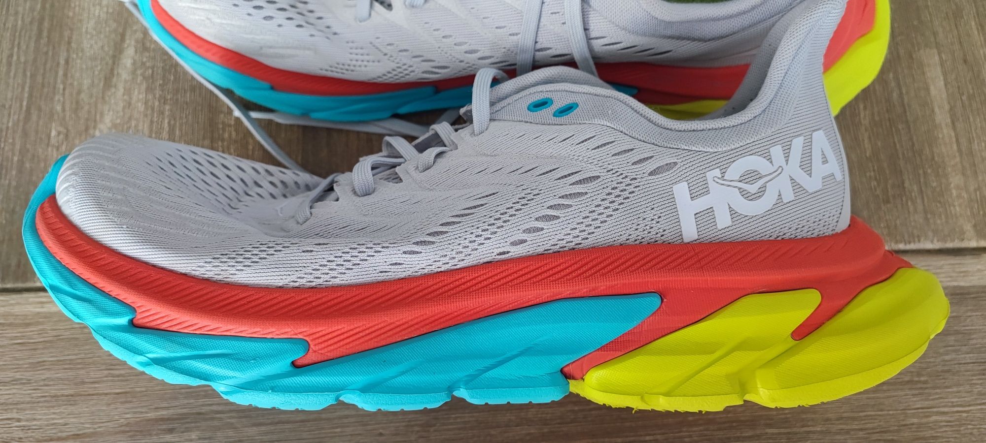 Hoka One One Clifton edge M номер 45 1/3