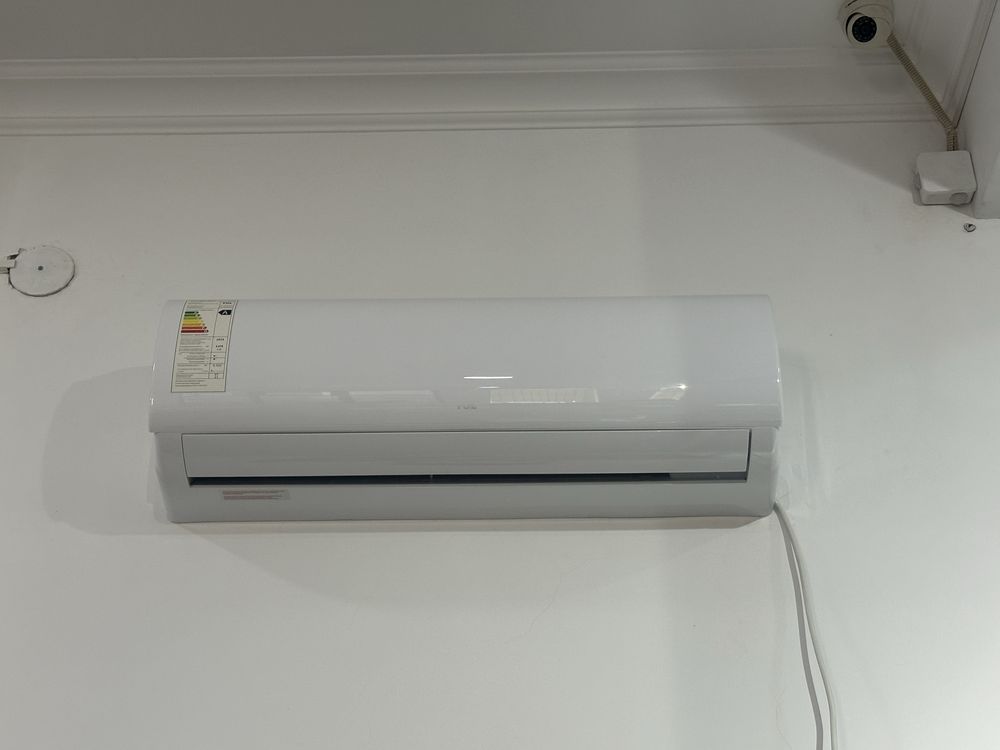 Кондиционер TCL, 2 шт ( включая инсталяцию)