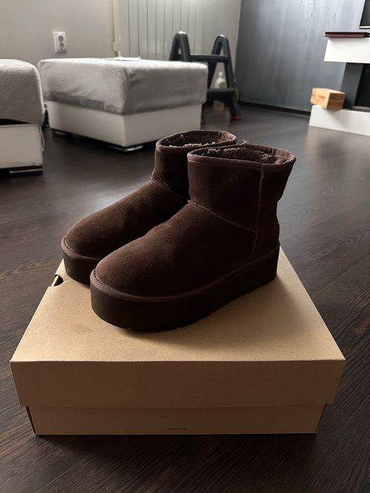 Ugg Mini Platform