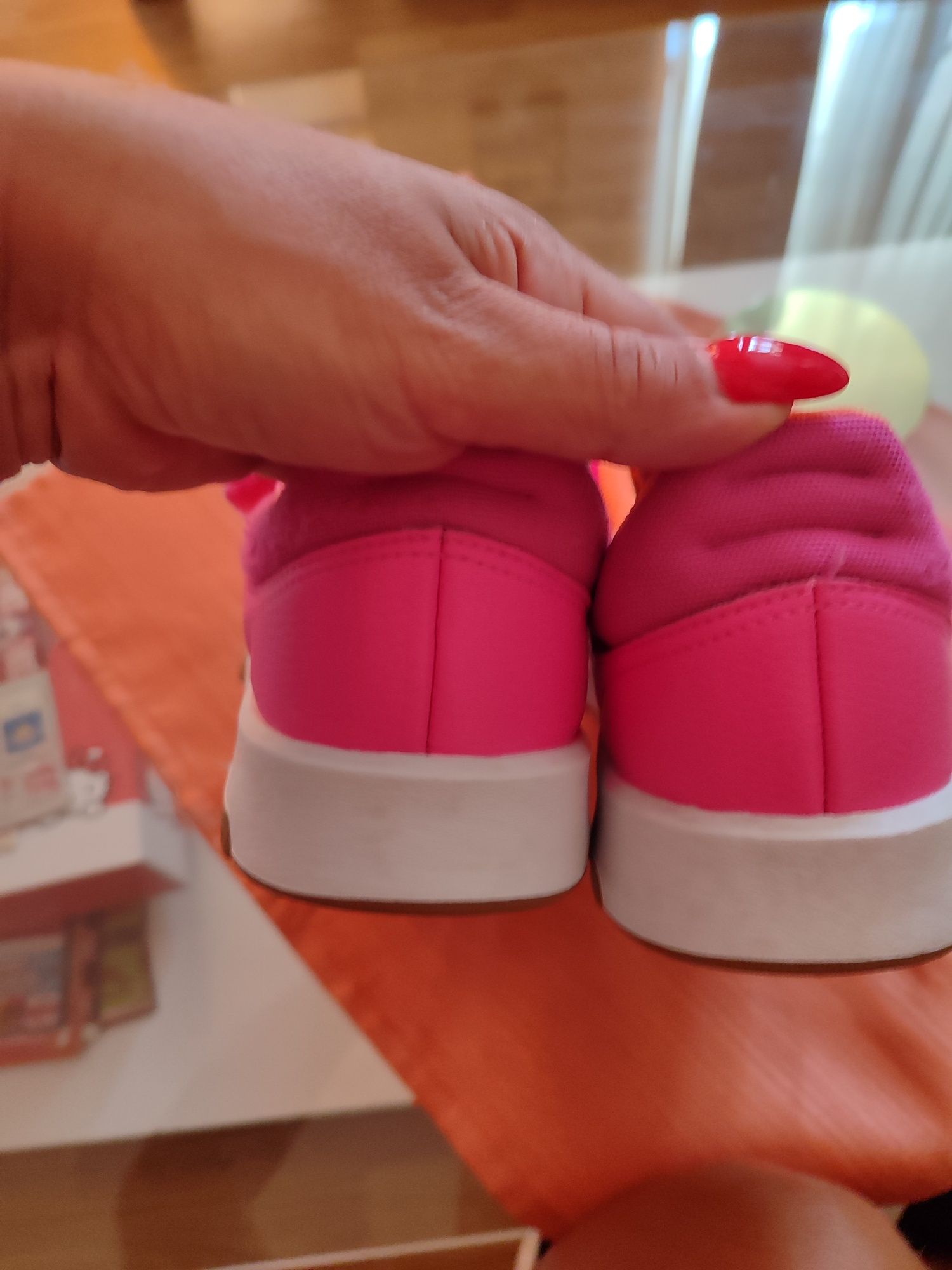 Маратонки Adidas